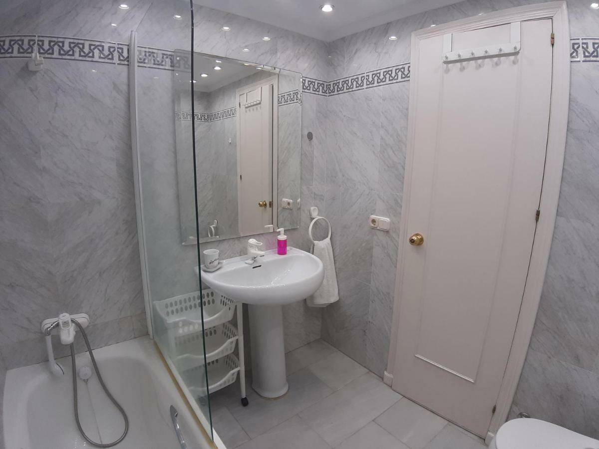 Spacious Beach Flat In Fuengirola - Los Boliches Eksteriør bilde