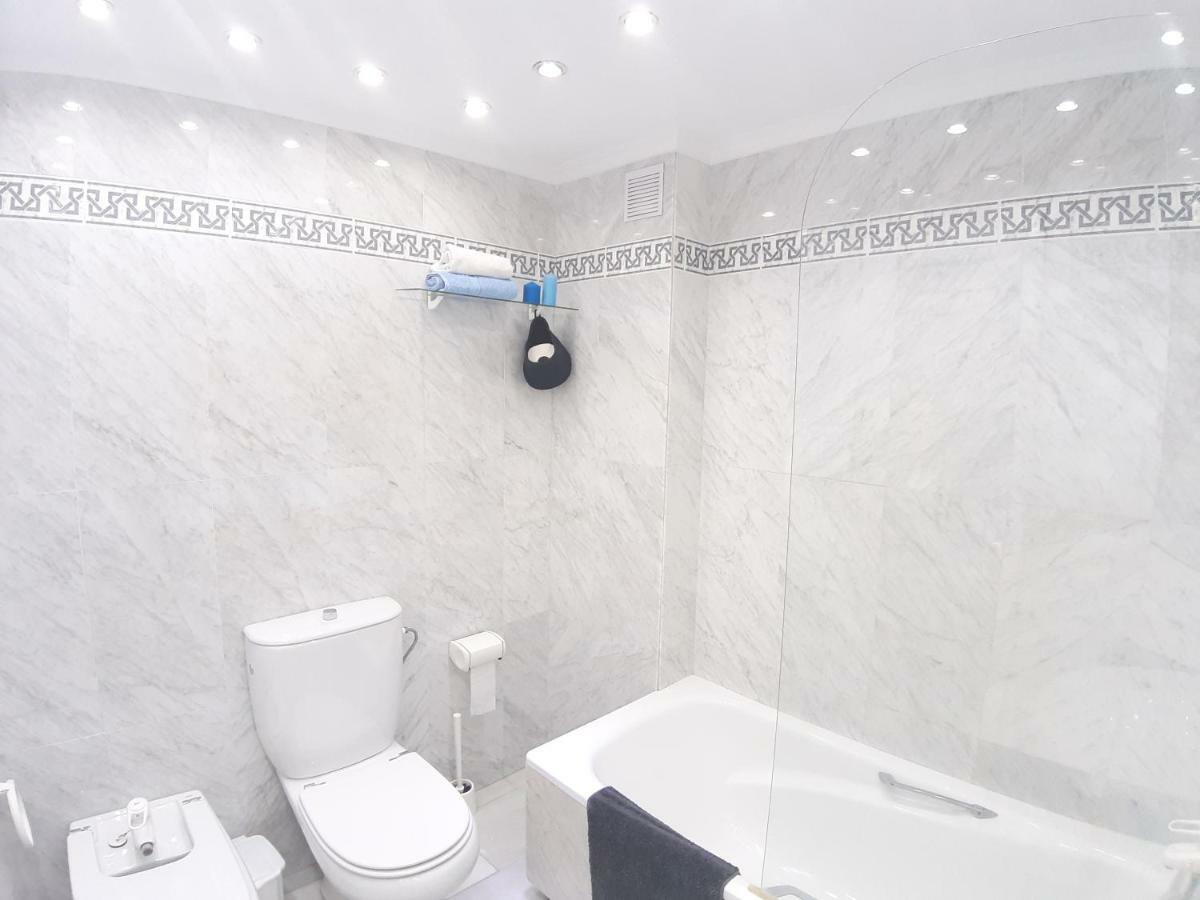 Spacious Beach Flat In Fuengirola - Los Boliches Eksteriør bilde